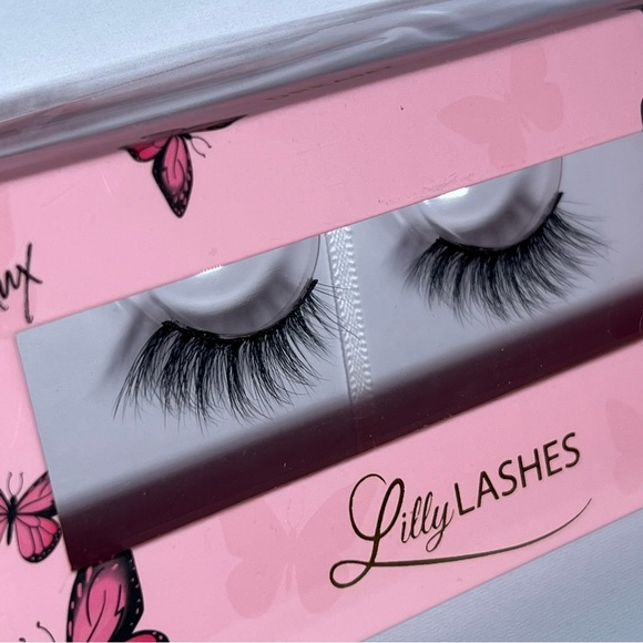Lilly Lashes 3D Faux Mink Butterfl'eye Half Eyelashes Style: Dreamy - Picture 5 of 8